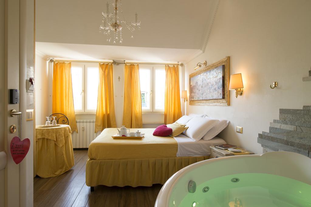 Suites Roma Tiburtina Economy Bagian luar foto