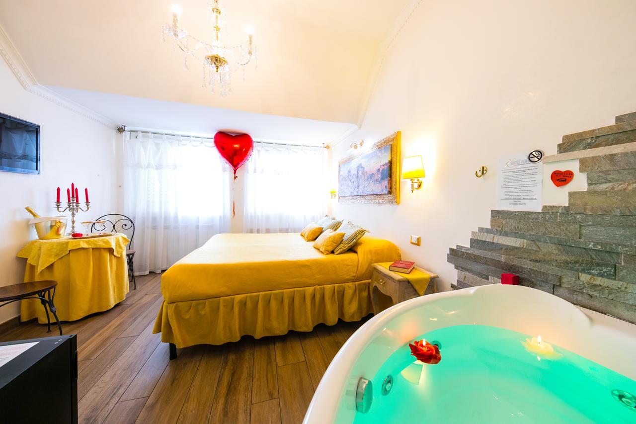 Suites Roma Tiburtina Economy Bagian luar foto